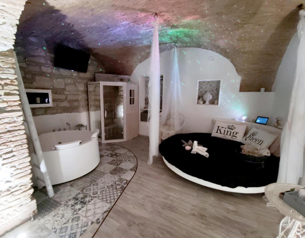 Venusuite Venosa - Luxury House, Spa & Relax - Luaran gambar